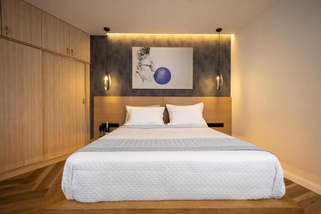 Triple A - Prime Location - Between Monastiraki & Syntagma Square-Free Parking! Афины Экстерьер фото