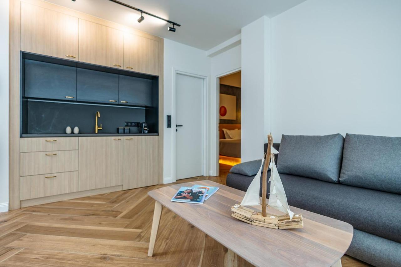 Triple A - Prime Location - Between Monastiraki & Syntagma Square-Free Parking! Афины Экстерьер фото